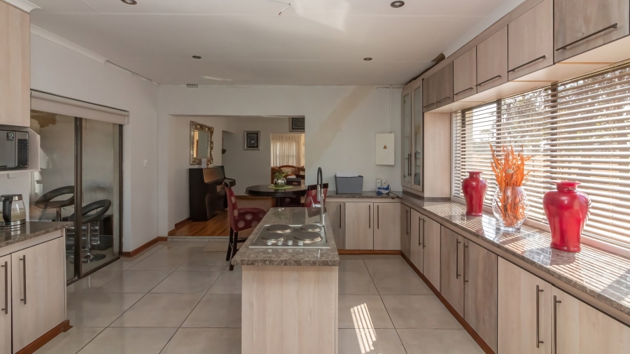 3 Bedroom Property for Sale in Kroonstad Rural Free State